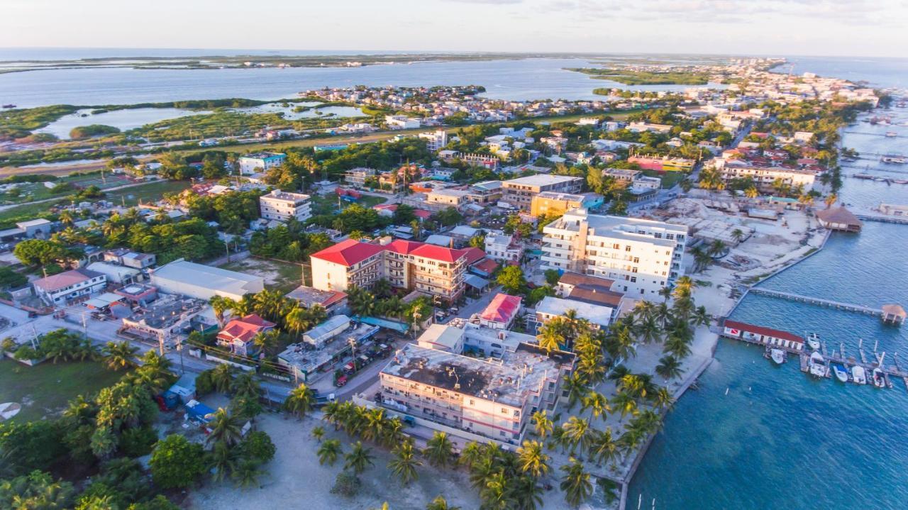 Tropical Palace Hotel San Pedro  Eksteriør bilde