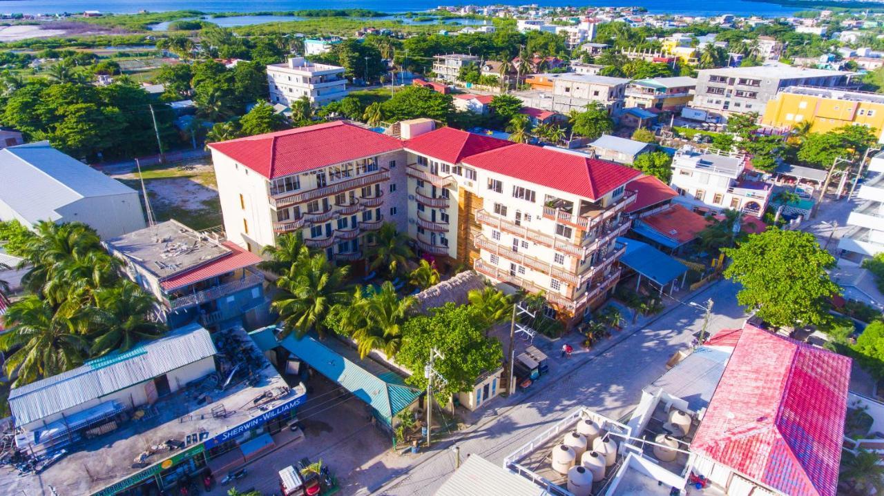 Tropical Palace Hotel San Pedro  Eksteriør bilde