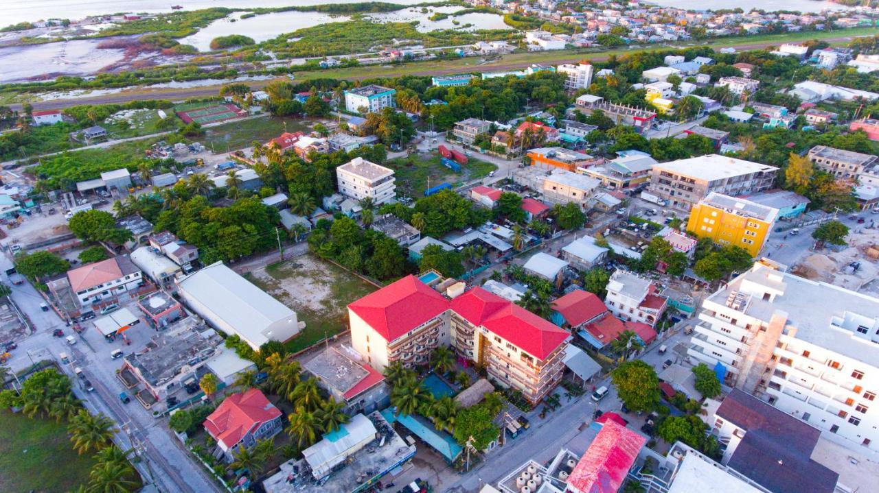 Tropical Palace Hotel San Pedro  Eksteriør bilde