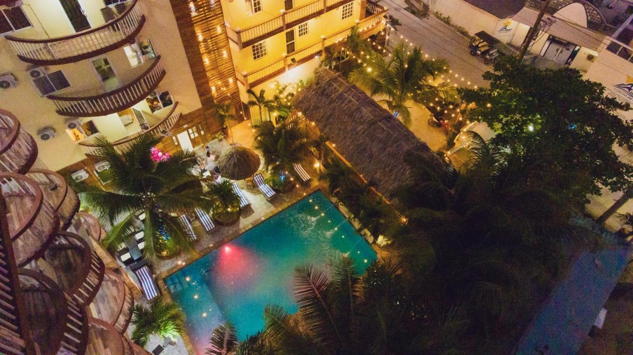 Tropical Palace Hotel San Pedro  Eksteriør bilde