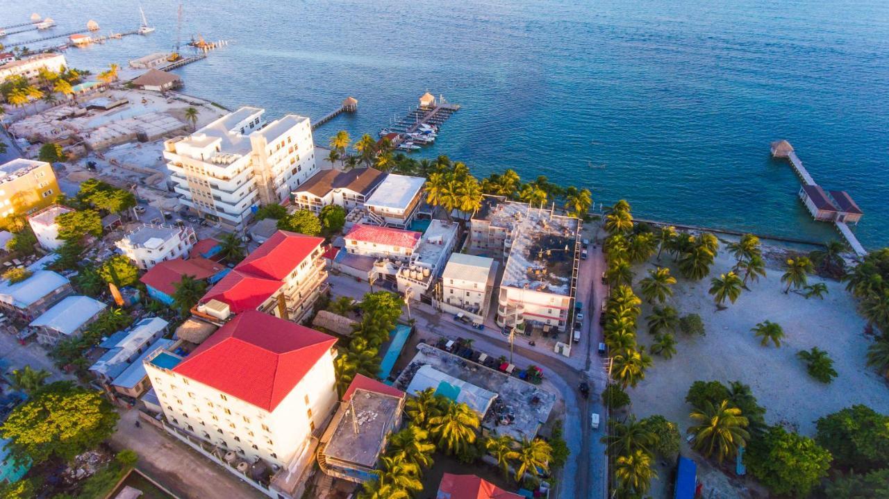 Tropical Palace Hotel San Pedro  Eksteriør bilde